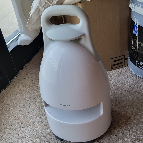 BROOKSTONE OUTDOOR WIRELESS SPEAKER - Picture 9 of 10